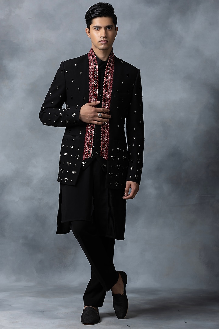 Black Sandwash Thread Embroidered Bandhgala Set by Sarab Khanijou at Pernia's Pop Up Shop