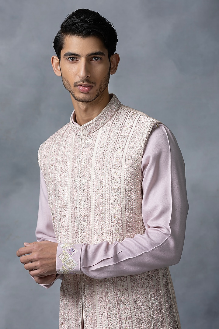 Dusty Rose Silk & Crepe Thread Work Bundi Jacket Set by Sarab Khanijou at Pernia's Pop Up Shop