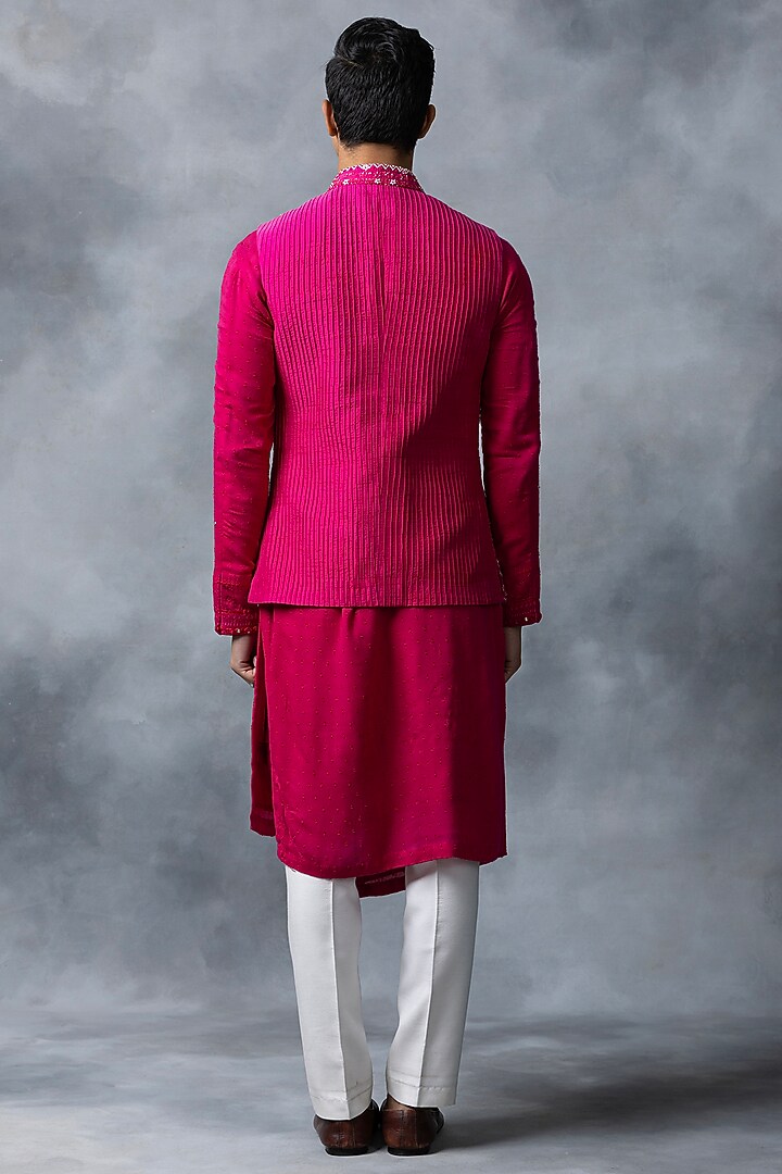 Hot Pink Silk & Moss Crepe Floral Thread Work Bundi Jacket Set by Sarab Khanijou at Pernia's Pop Up Shop