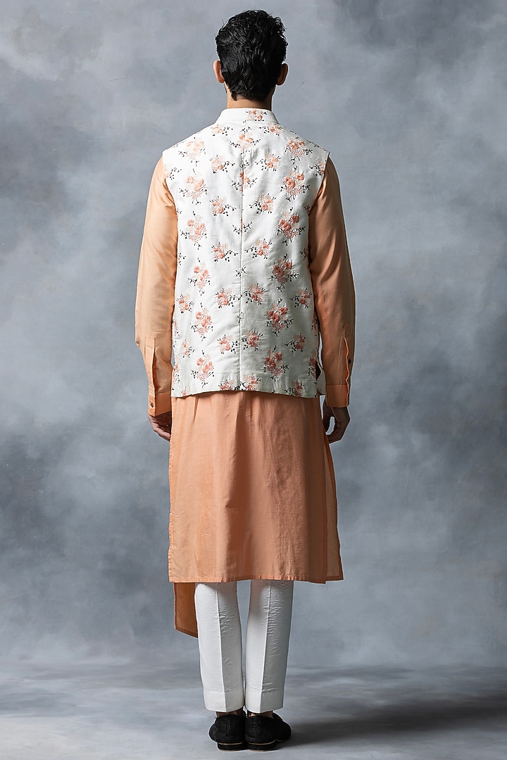 Off-White Silk & Cotton Silk Floral Thread Work Bundi Jacket Set by Sarab Khanijou at Pernia's Pop Up Shop
