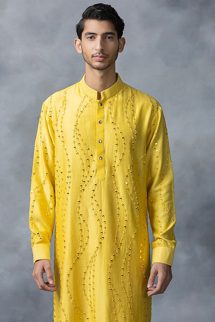 Yellow Cotton Silk Mirror Work Kurta Set by Sarab Khanijou at Pernia's Pop Up Shop