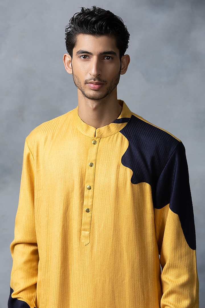 Yellow Moss Crepe Kurta Set by Sarab Khanijou at Pernia's Pop Up Shop