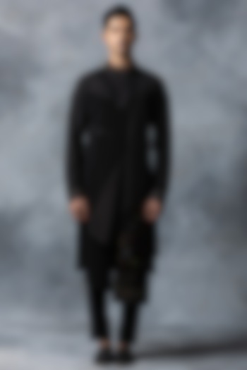 Black Sandwash Embroidered Kurta Set by Sarab Khanijou at Pernia's Pop Up Shop