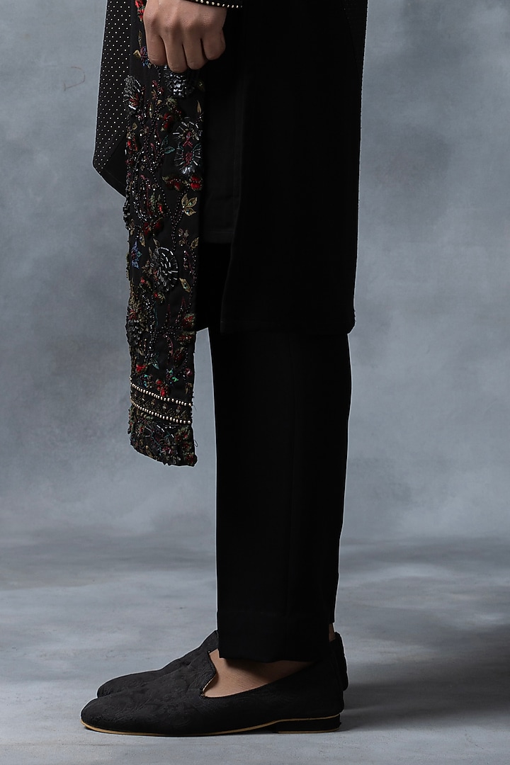 Black Sandwash Embroidered Kurta Set by Sarab Khanijou at Pernia's Pop Up Shop