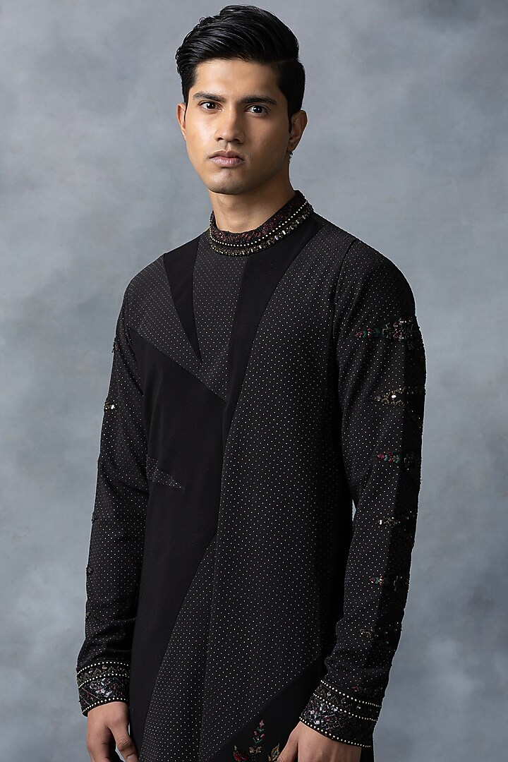 Black Sandwash Embroidered Kurta Set by Sarab Khanijou at Pernia's Pop Up Shop