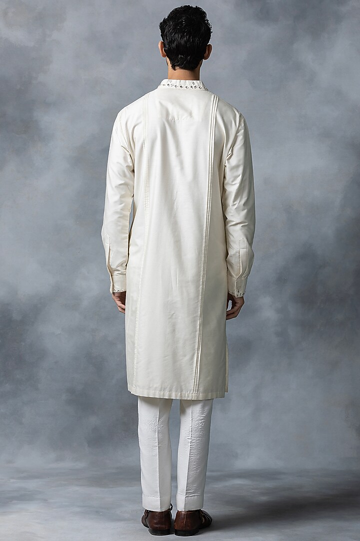 Off-White Cotton Silk Mirror Work Kurta Set by Sarab Khanijou at Pernia's Pop Up Shop