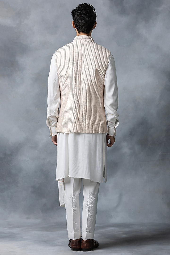 Peach Raw Silk & Moss CrepeThread Work Bundi Jacket Set by Sarab Khanijou at Pernia's Pop Up Shop