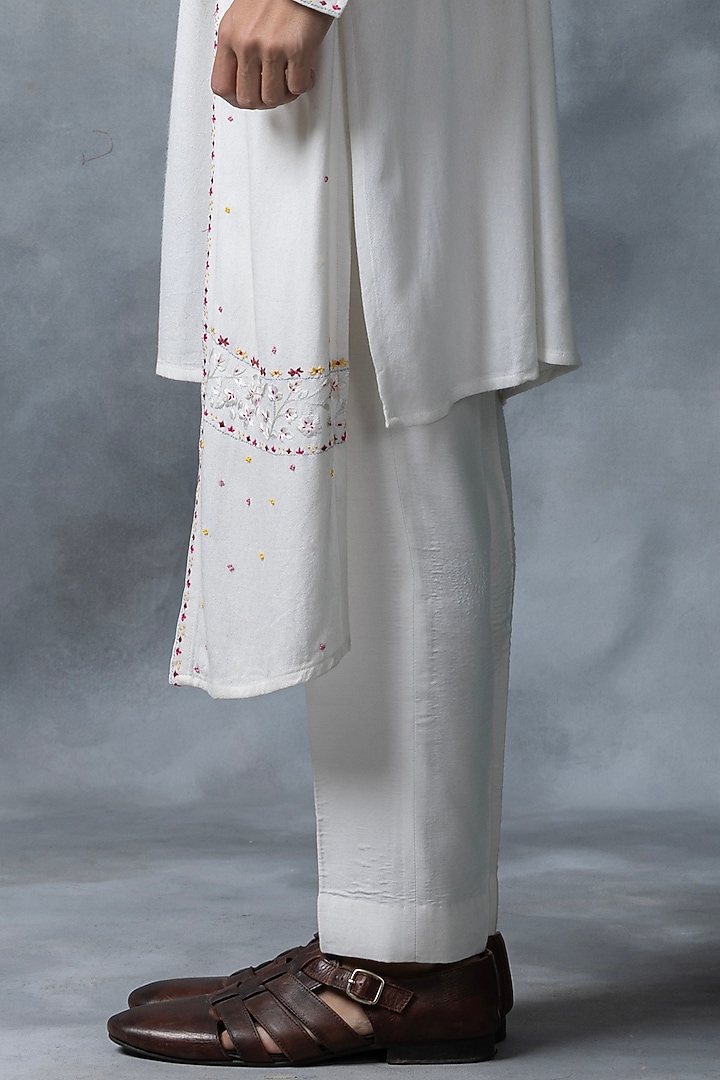 Peach Raw Silk & Moss CrepeThread Work Bundi Jacket Set by Sarab Khanijou at Pernia's Pop Up Shop