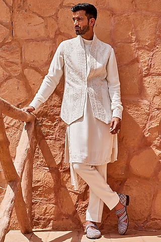 Ivory Silk Waistcoat With Kurta Set by Sarab Khanijou