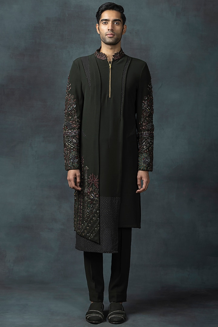 Forest Green Sandwash Embroidered Kurta Set by Sarab Khanijou at Pernia's Pop Up Shop