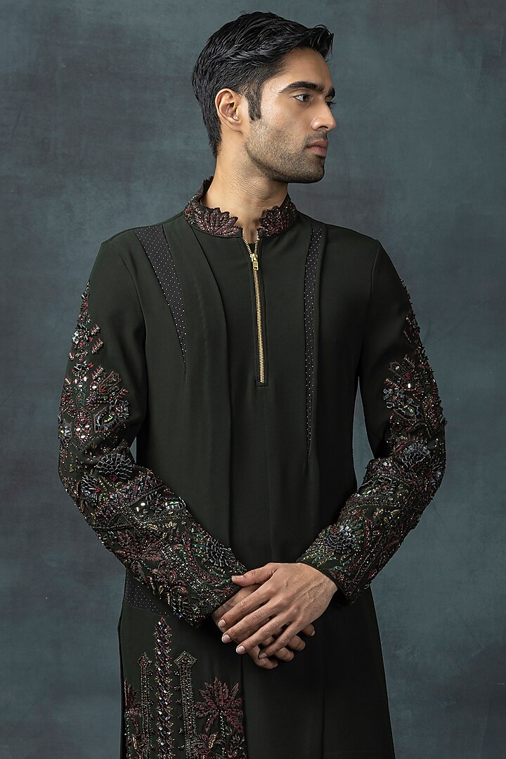 Forest Green Sandwash Embroidered Kurta Set by Sarab Khanijou at Pernia's Pop Up Shop