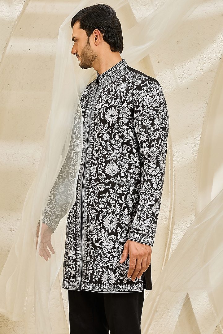 Black Chanderi Silk Thread Embroidered Kurta Set by Sarab Khanijou at Pernia's Pop Up Shop