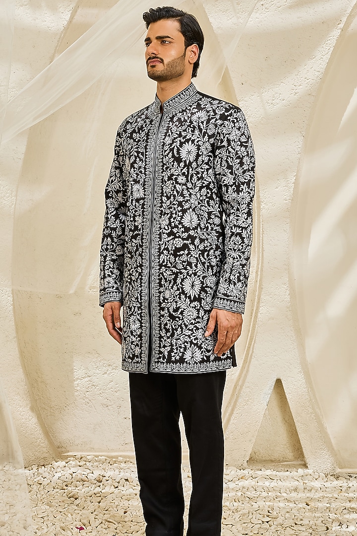 Black Chanderi Silk Thread Embroidered Kurta Set by Sarab Khanijou at Pernia's Pop Up Shop