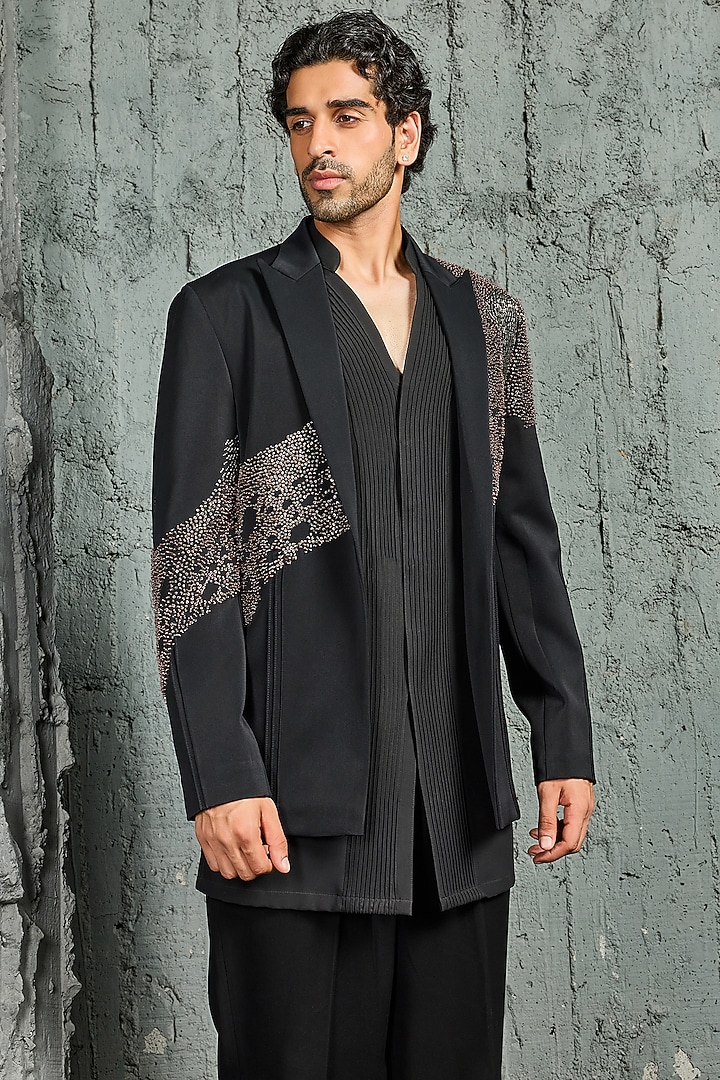 Black Sandwash Cutdana Embroidered Jacket Set by Sarab Khanijou at Pernia's Pop Up Shop