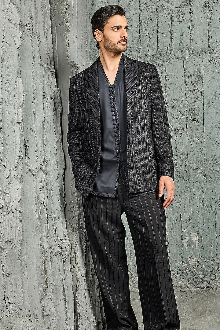 Black Egyptain Cotton Embroidered Jacket Set by Sarab Khanijou at Pernia's Pop Up Shop