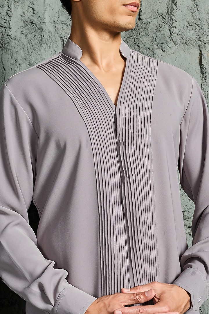Grey Chanderi Silk Cutdana Embroidered Jacket Set by Sarab Khanijou at Pernia's Pop Up Shop