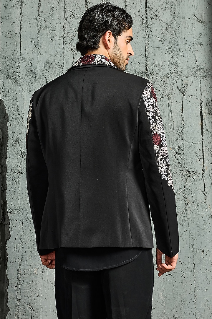 Black Sandwash Cutdana Embroidered Jacket Set by Sarab Khanijou at Pernia's Pop Up Shop
