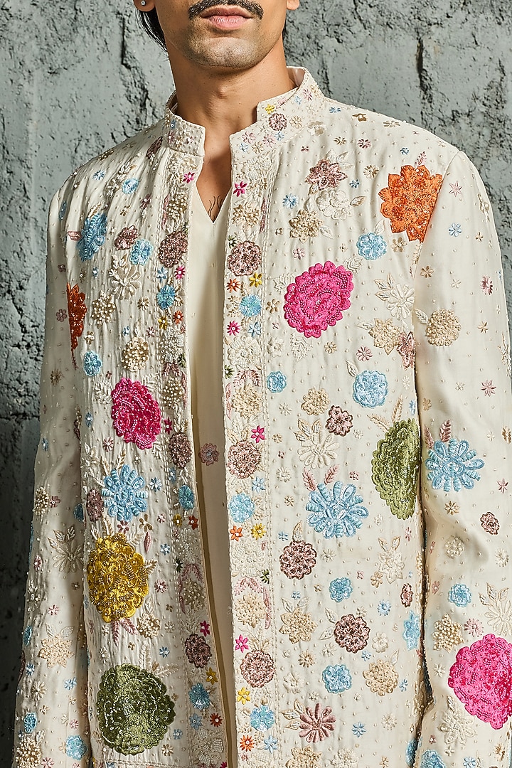 Ivory Chanderi Silk Floral Embroidered Jacket Set by Sarab Khanijou at Pernia's Pop Up Shop
