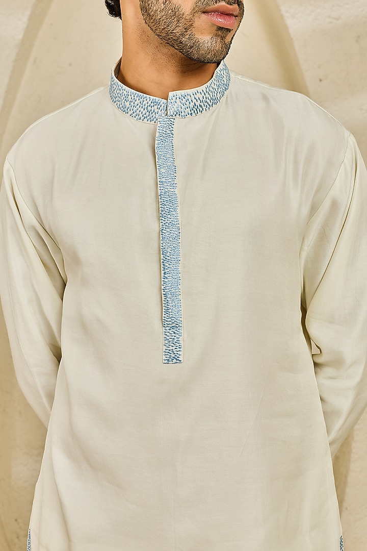 Off-White Chanderi Silk Cutdana Embroidered Nehru Jacket Set by Sarab Khanijou at Pernia's Pop Up Shop