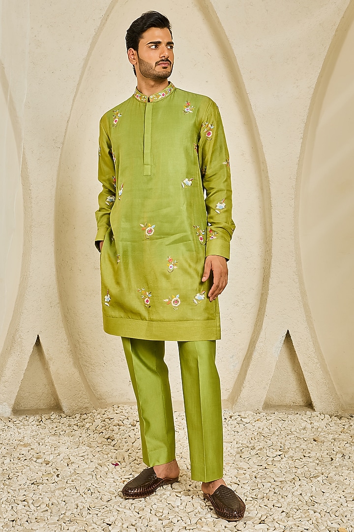 Parrot Green Chanderi Silk Thread Embroidered Nehru Jacket Set by Sarab Khanijou at Pernia's Pop Up Shop