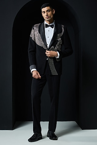 Black Sandwash Cutdana Embroidered Tuxedo Set by Sarab Khanijou