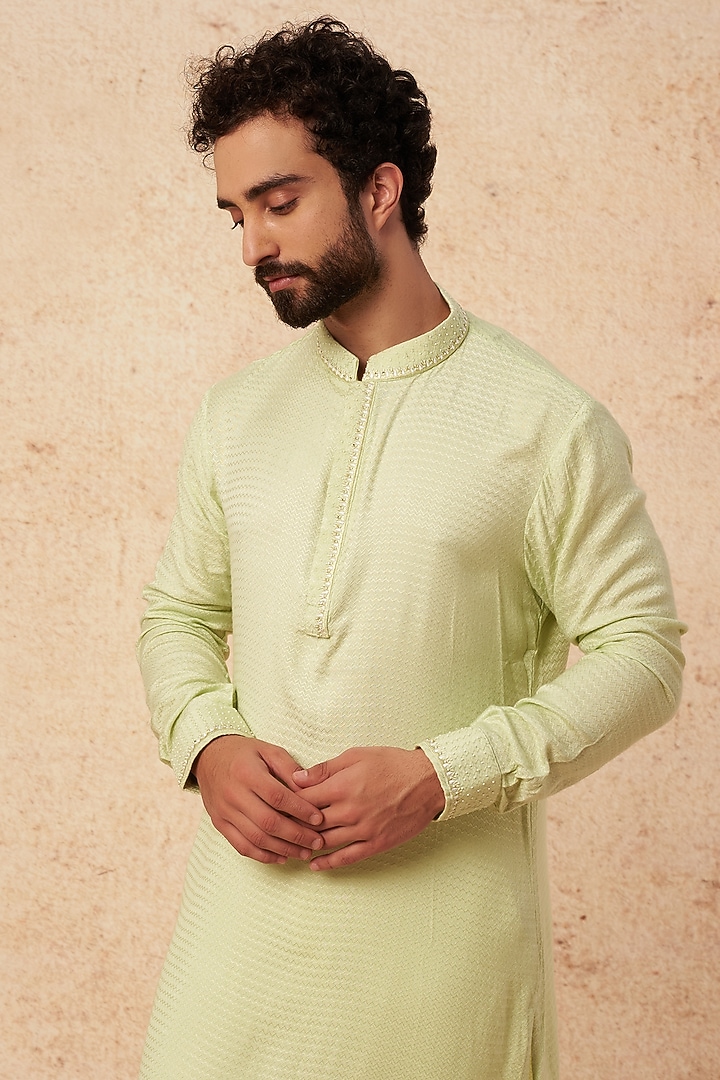 Pista Herringbone Pearl Embroidered Kurta Set by Sarab Khanijou at Pernia's Pop Up Shop