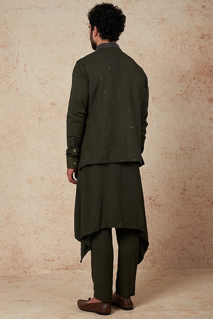 Olive Green Moss Crepe Threadwork Jacket Set by Sarab Khanijou at Pernia's Pop Up Shop