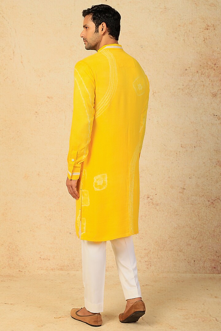 Yellow Georgette Sequins Embroidered Kurta Set by Sarab Khanijou at Pernia's Pop Up Shop