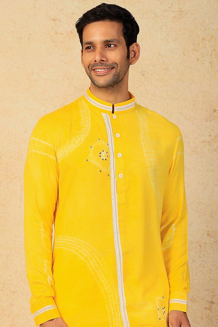 Yellow Georgette Sequins Embroidered Kurta Set by Sarab Khanijou at Pernia's Pop Up Shop