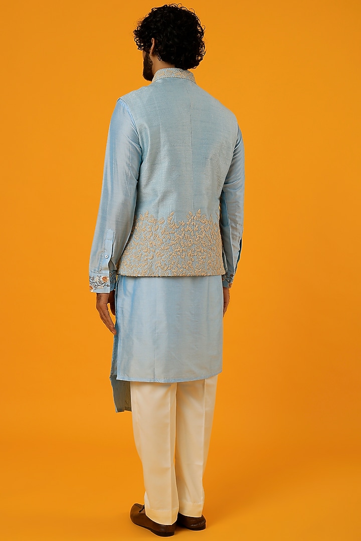 Sky Blue Silk Thread Embroidered Bundi Jacket Set by Sarab Khanijou at Pernia's Pop Up Shop