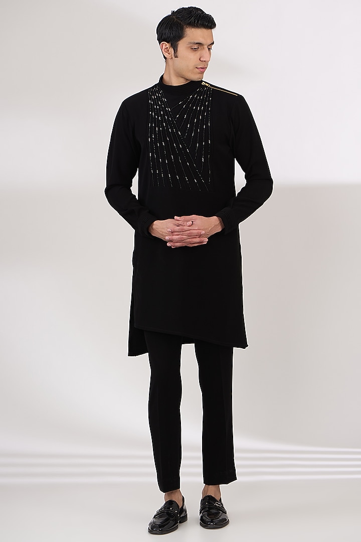 Black Sandwash Cutdana Embroidered Pintuck Kurta Set by Sarab Khanijou