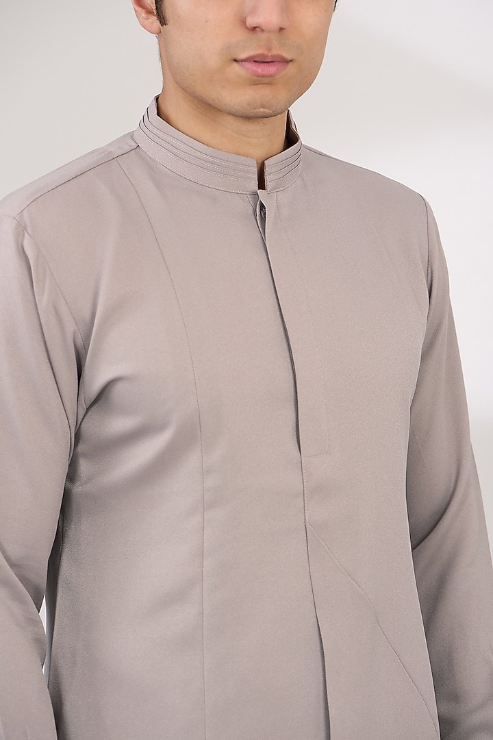 Lavender Moss Pintuck Kurta Set by Sarab Khanijou at Pernia's Pop Up Shop