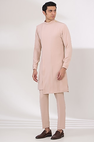 Peach Sandwash Pintuck Kurta Set by Sarab Khanijou