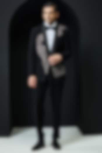 Black Sandwash Cutdana Embroidered Tuxedo Set by Sarab Khanijou at Pernia's Pop Up Shop