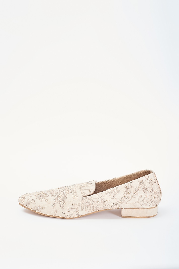 Ivory Silk Embroidered Mojri Shoes by Sarab Khanijou