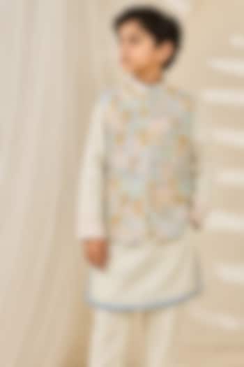 Off-White Chanderi Silk Cutdana Embroidered Nehru Jacket Set For Boys by Sarab Khanijou Kids at Pernia's Pop Up Shop