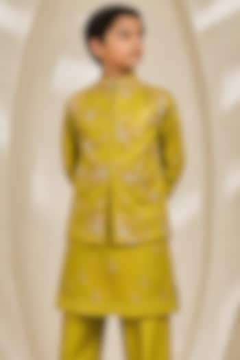 Lime Green Chanderi Silk Floral Embroidered Nehru Jacket Set For Boys by Sarab Khanijou Kids at Pernia's Pop Up Shop