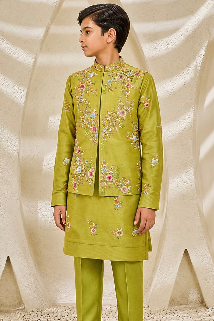 Parrot Green Chanderi Silk Floral Embroidered Nehru Jacket Set For Boys by Sarab Khanijou Kids at Pernia's Pop Up Shop