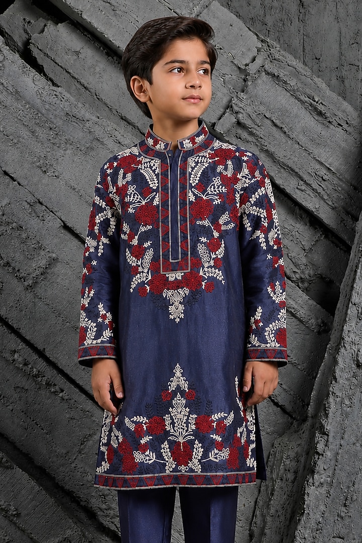 Blue Chanderi Silk Dori Embroidered Kurta Set For Boys by Sarab Khanijou Kids at Pernia's Pop Up Shop