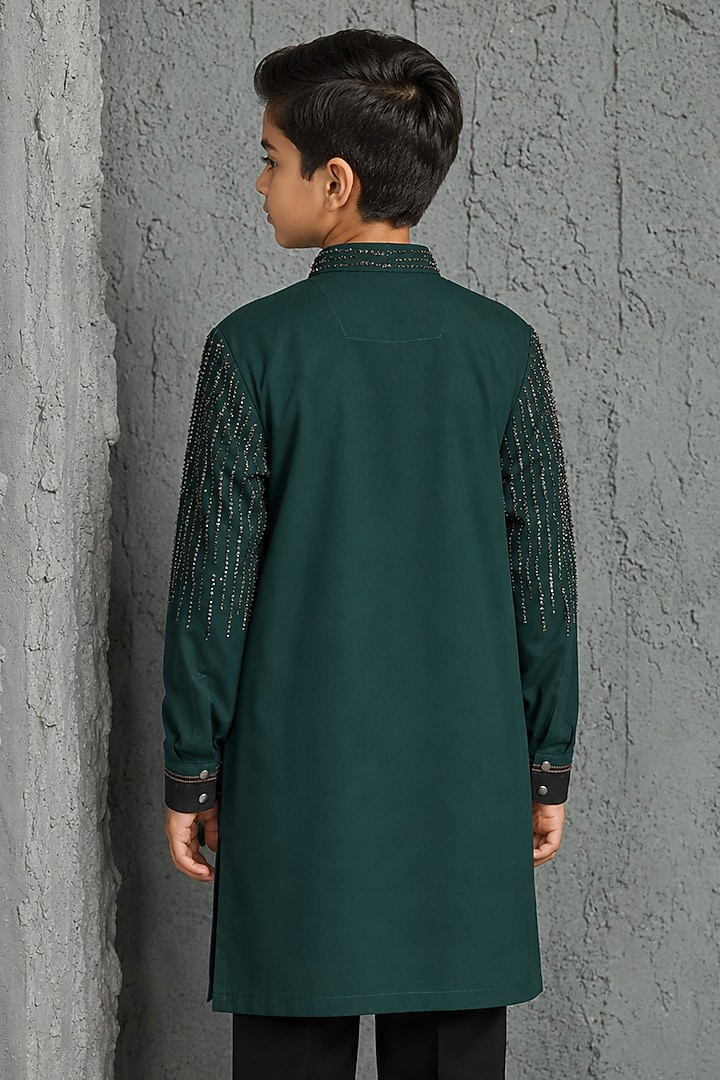 Green Sandwash Cutdana Embroidered Kurta Set For Boys by Sarab Khanijou Kids at Pernia's Pop Up Shop