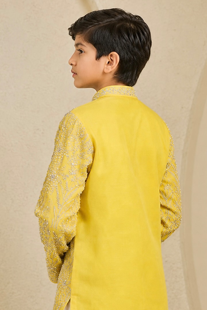 Yellow Chanderi Silk Cutdana Embroidered Kurta Set For Boys by Sarab Khanijou Kids at Pernia's Pop Up Shop