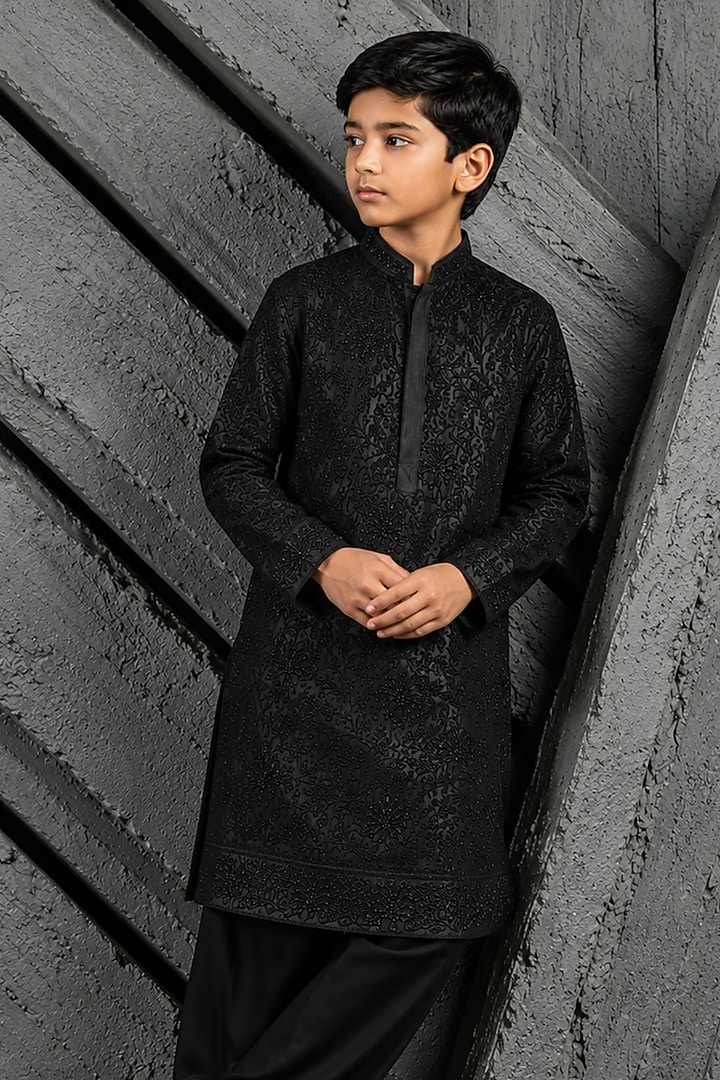 Black Chanderi Silk Floral Embroidered Kurta Set For Boys by Sarab Khanijou Kids at Pernia's Pop Up Shop