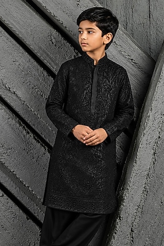 Black Chanderi Silk Floral Embroidered Kurta Set For Boys by Sarab Khanijou Kids