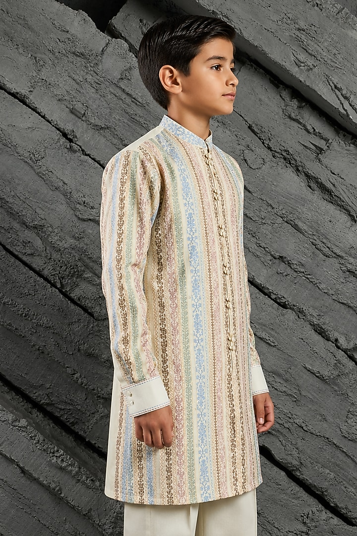 Off-White Chanderi Silk Motif Embroidered Kurta Set For Boys by Sarab Khanijou Kids at Pernia's Pop Up Shop