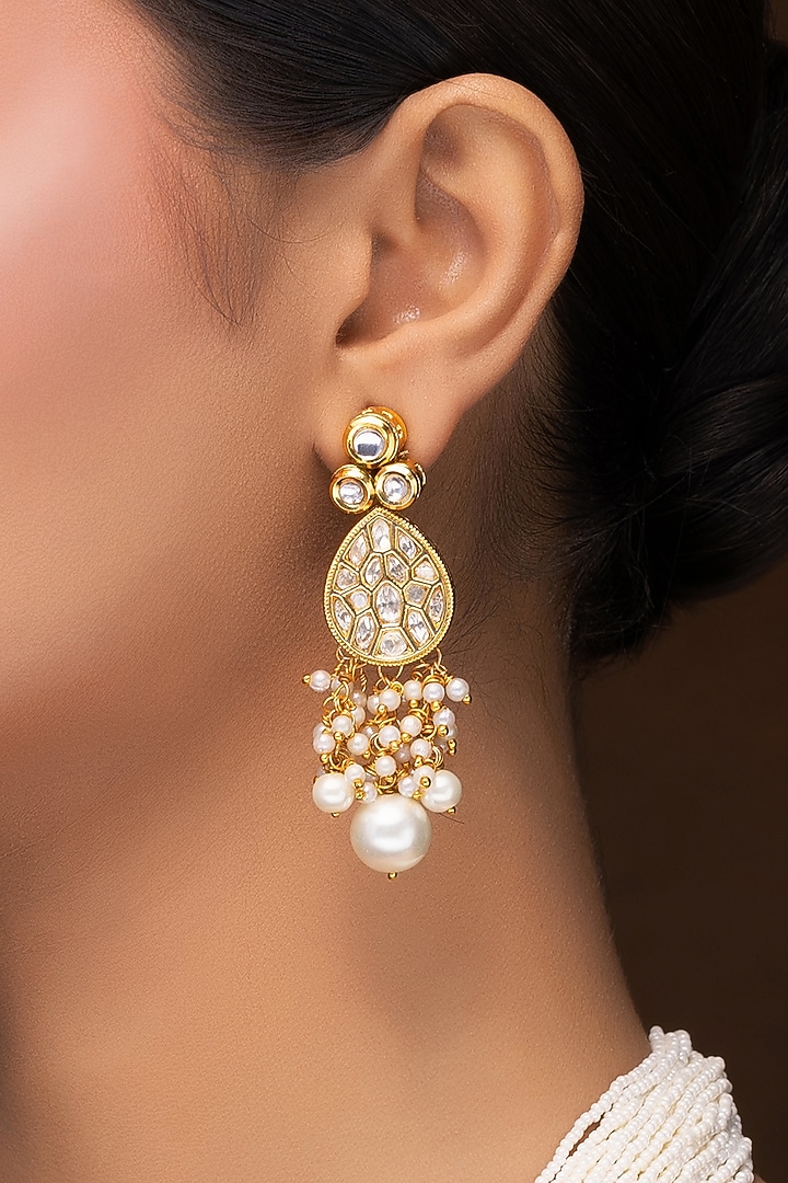 Gold Finish Kundan Polki & Pearl Necklace Set by Jovi Jewels at Pernia's Pop Up Shop