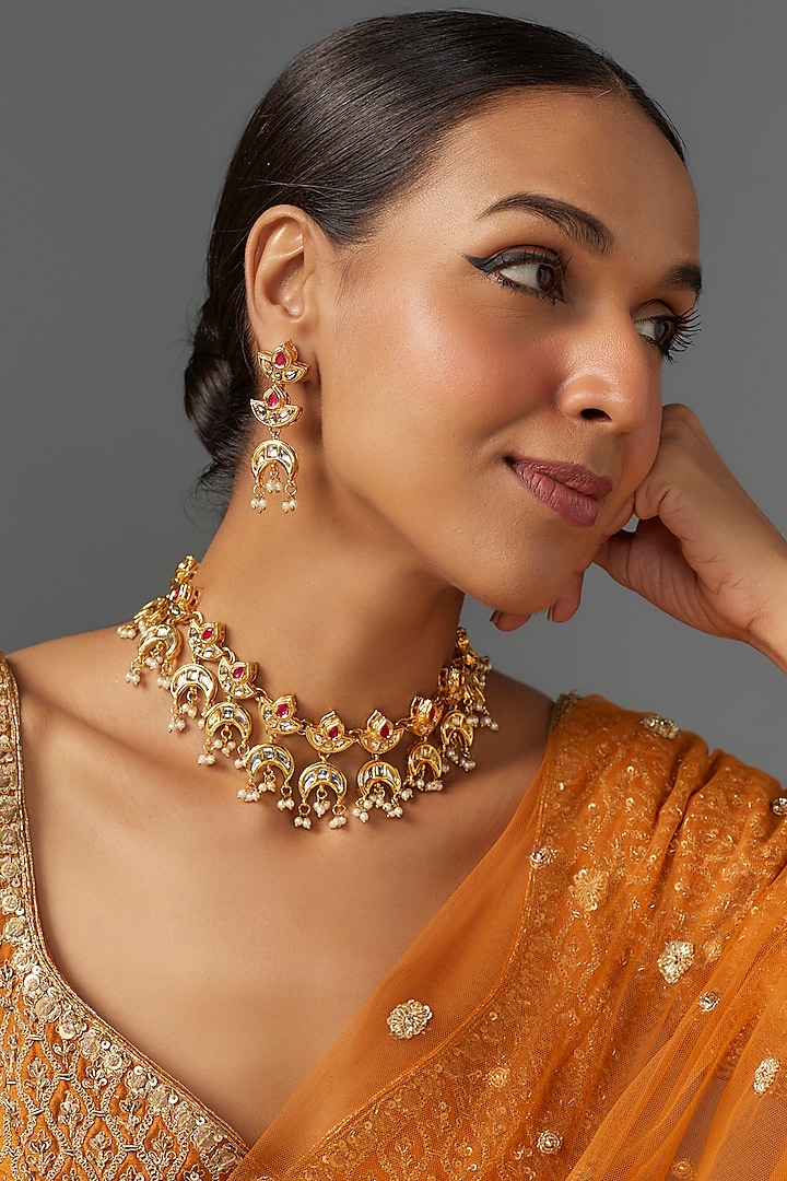 Gold Finish Kundan Polki Necklace Set by Jovi Jewels at Pernia's Pop Up Shop