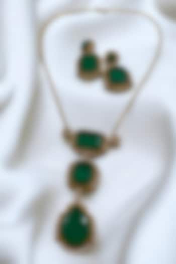 Gold Finish Green Kundan Polki Chain Pendant Necklace Set by Jovi Jewels at Pernia's Pop Up Shop