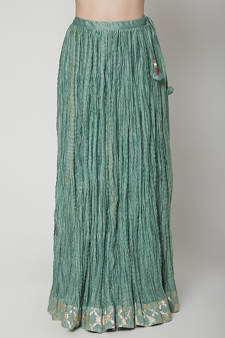 Green Embroidered Kurta Set by Joy Mitra at Pernia's Pop Up Shop