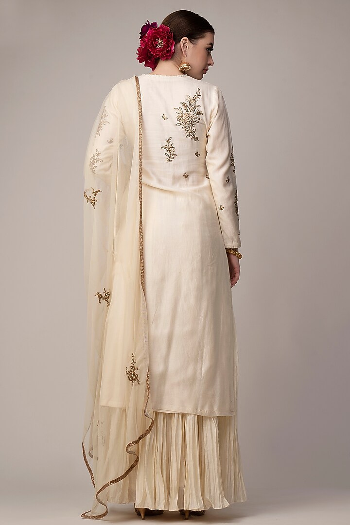 Cream Chanderi Long Kurta Set by Joy Mitra at Pernia's Pop Up Shop