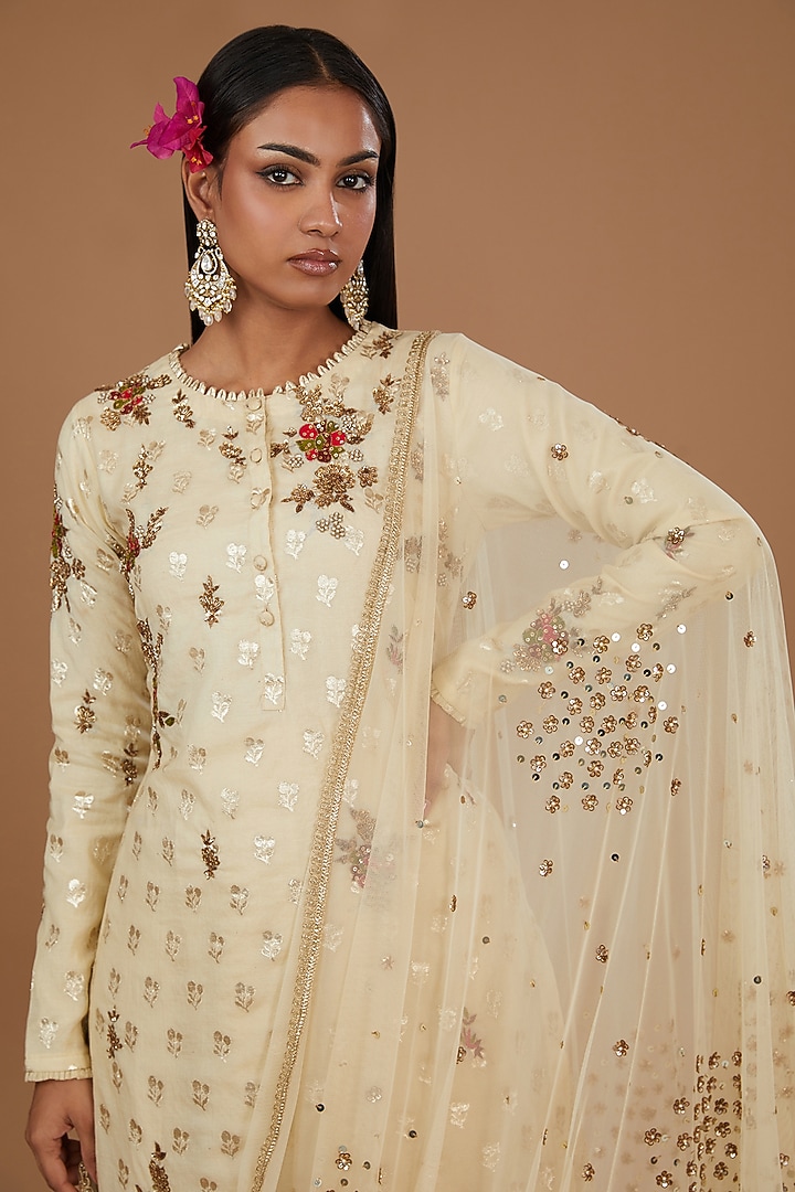 Cream & Gold Brocade Chanderi Embroidered Kurta Set by Joy Mitra at Pernia's Pop Up Shop
